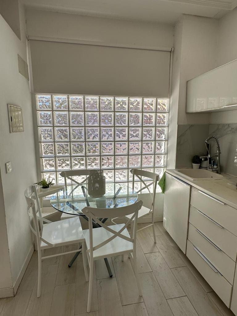 Las Casitas De La Playa Lägenhet Valencia Exteriör bild