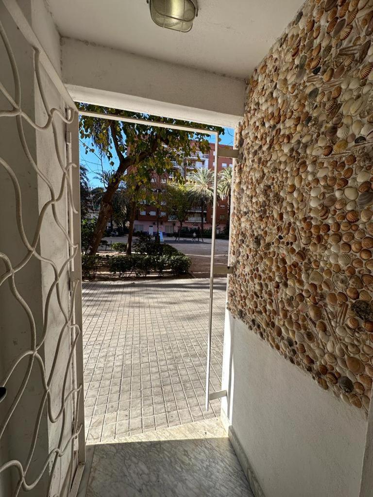 Las Casitas De La Playa Lägenhet Valencia Exteriör bild